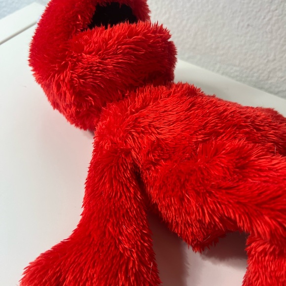 15 inch Talking Sesame Street Tickliest Tickle Me Elmo 2021 Tickle my Feet Toy - Picture 5 of 6
